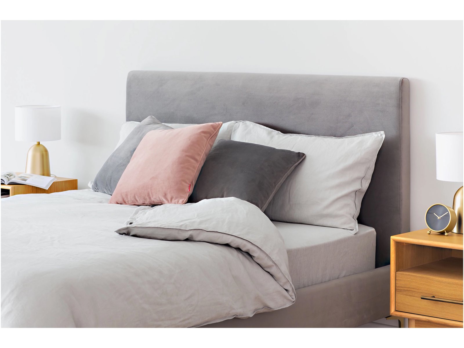 Кровать Царт, вид полубоком