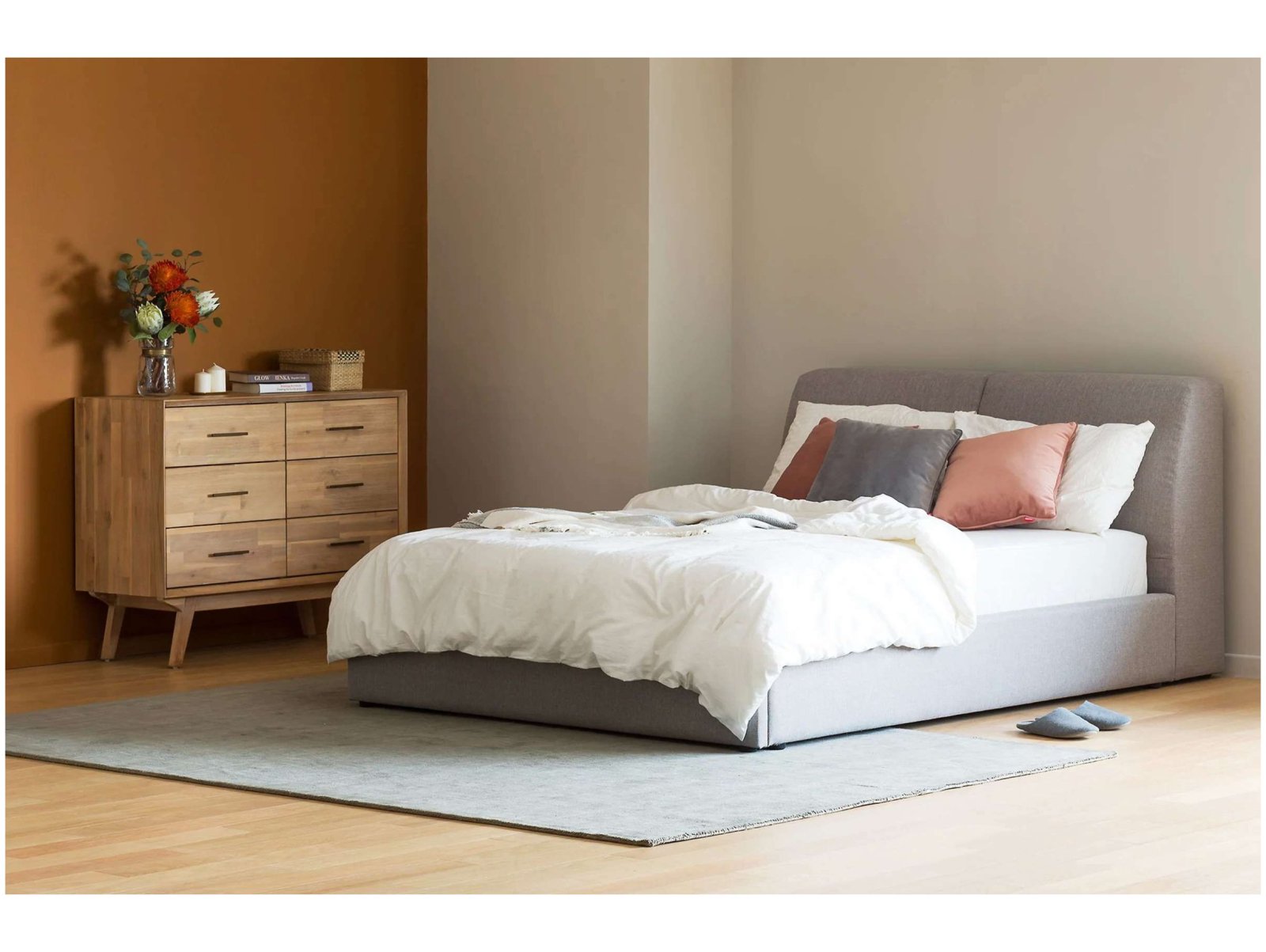 Кровать Тайль, вид боком